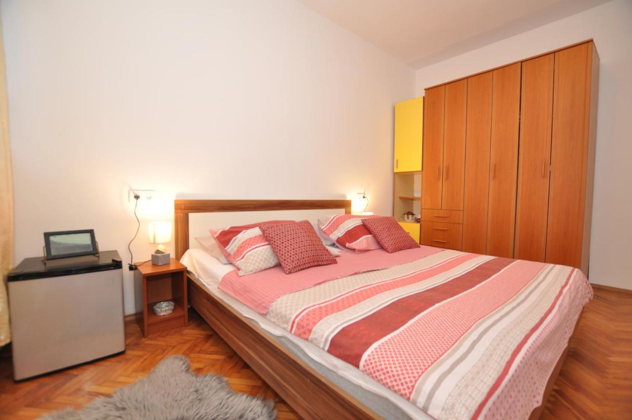 Central Apartment Marco Polo Сплит Экстерьер фото