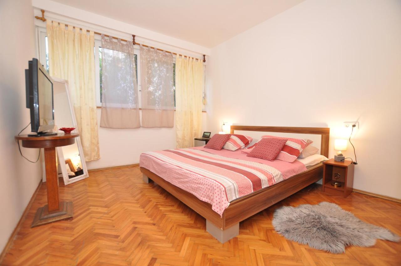 Central Apartment Marco Polo Сплит Экстерьер фото